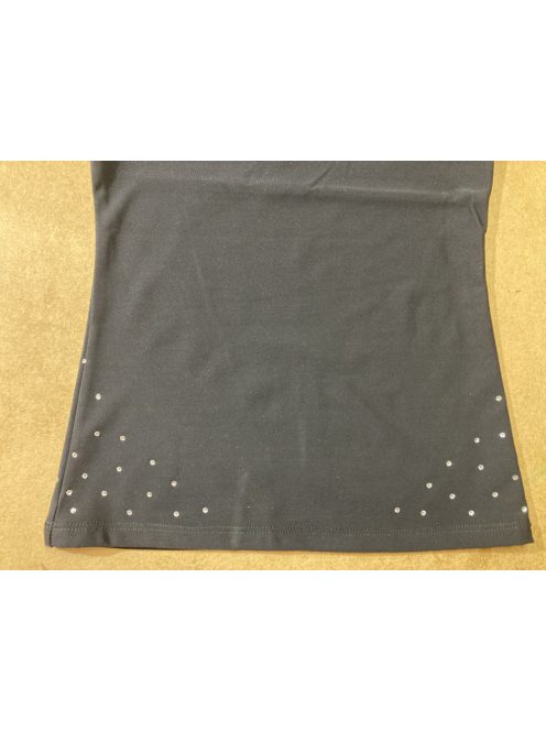 Rhinestones pattern - spread on the bottom of the tops