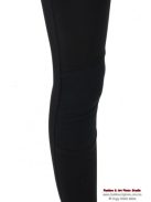 Leggings lyukas sarkú térd betétes