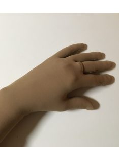 Kesztyű testszínű